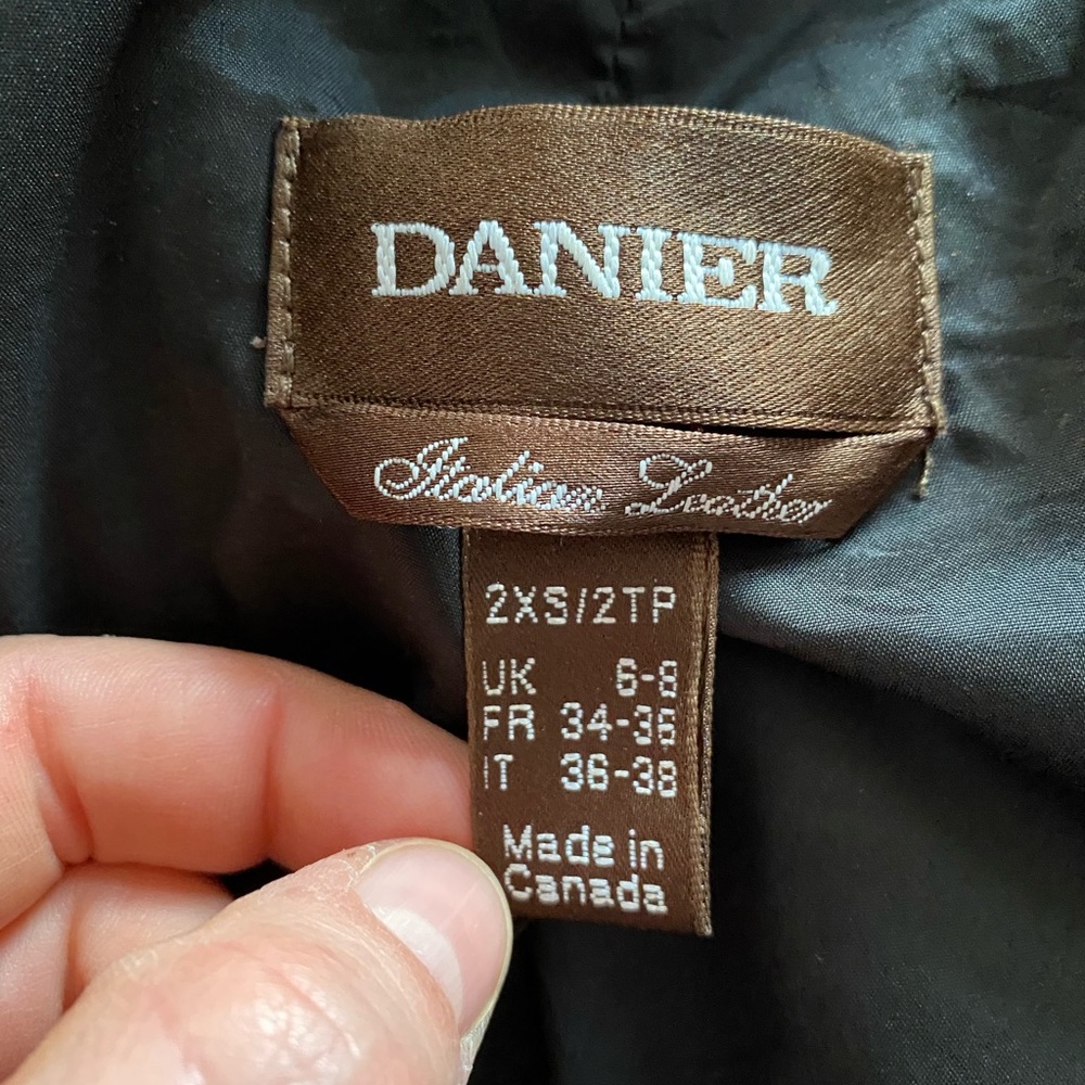 Danier Leather Jacket - Picture 7 of 7